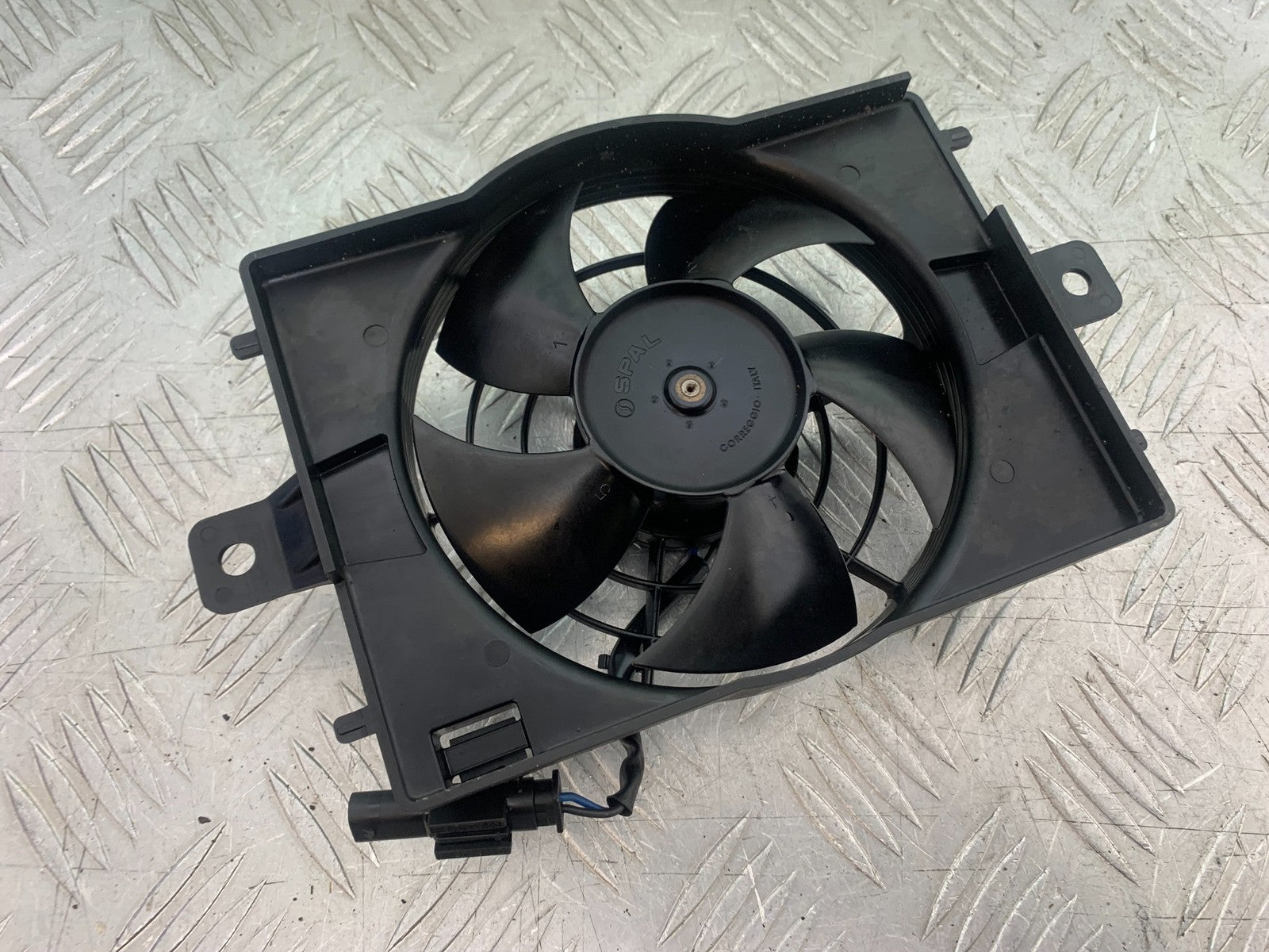 BMW R1200 R 1200 GS RADIATOR FAN  YEAR 2013-2016 (CMB1257)