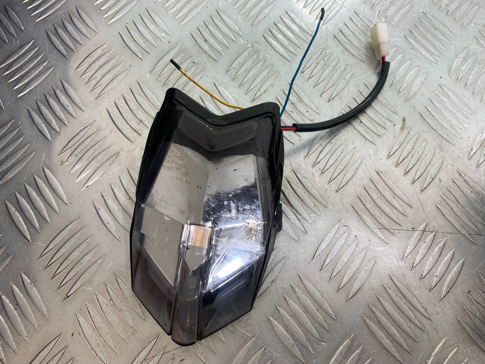 MV AGUSTA 800 F3 REAR LIGHT  YEAR 2013-2016 (CMB1152)
