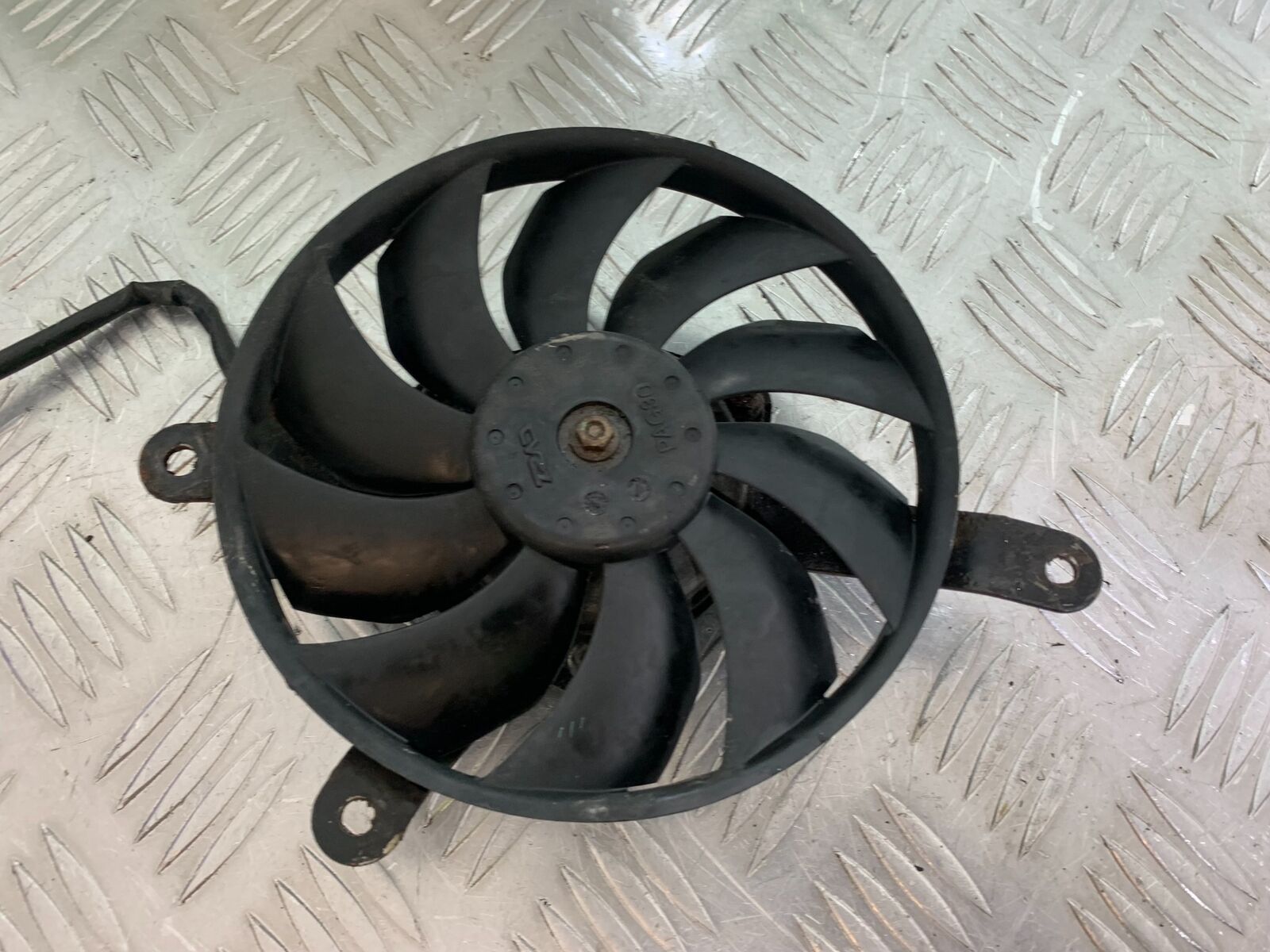 HONDA CB650F CB 650 FA-E RADIATOR FAN  YEAR 2014-2017 (CMB1065)