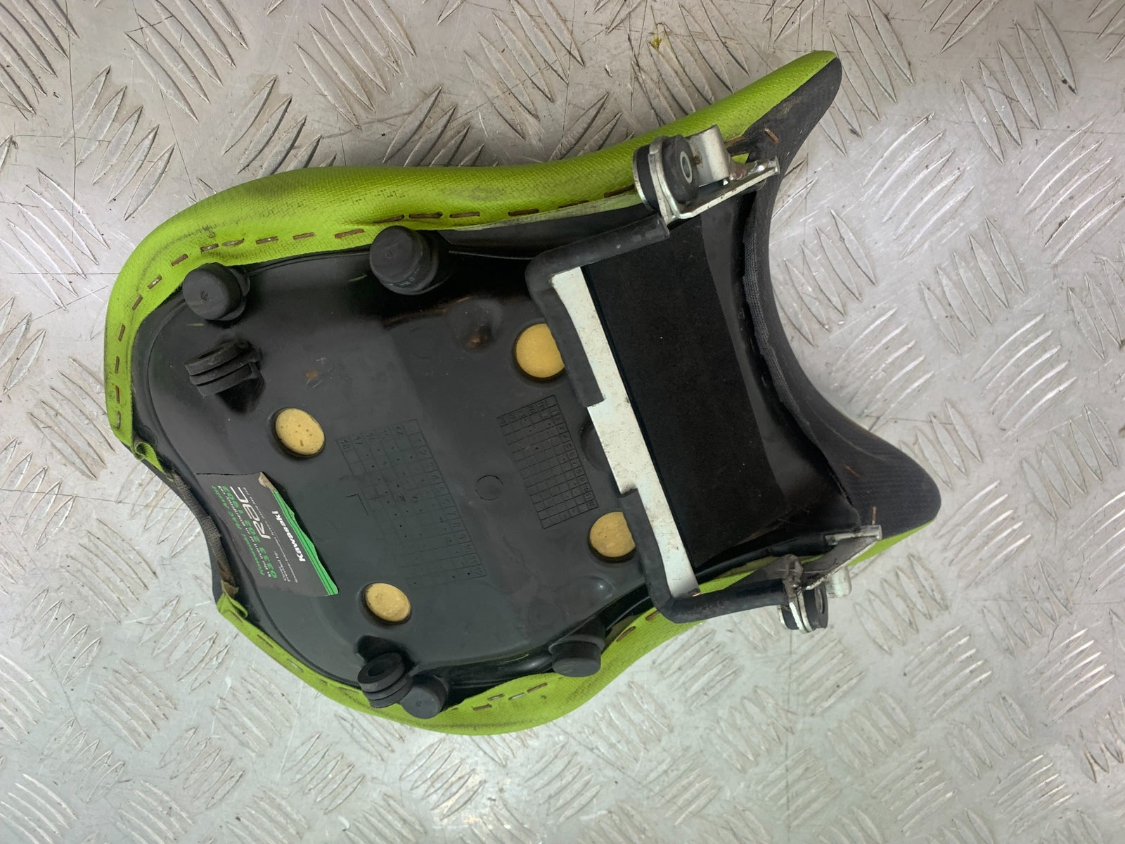 KAWASAKI Z125 Z 125 FRONT SEAT  YEAR  2018-2023 (CMB1167)
