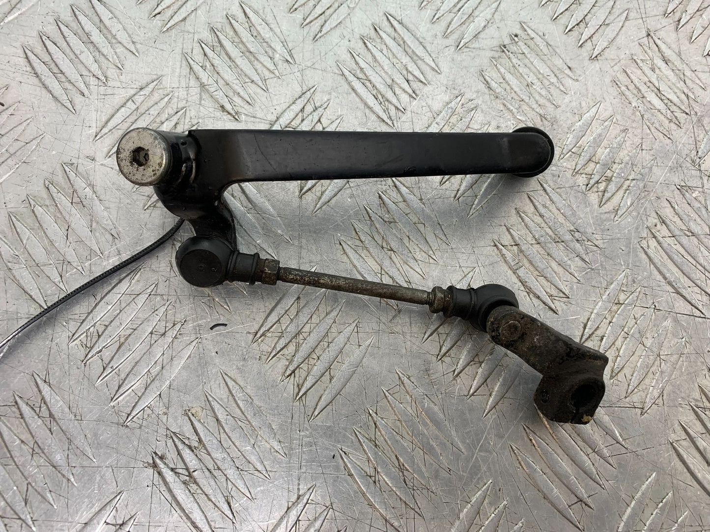 HONDA XL125 VARADERO GEAR LEVER   YEAR 2001-2006  (CMB1304)