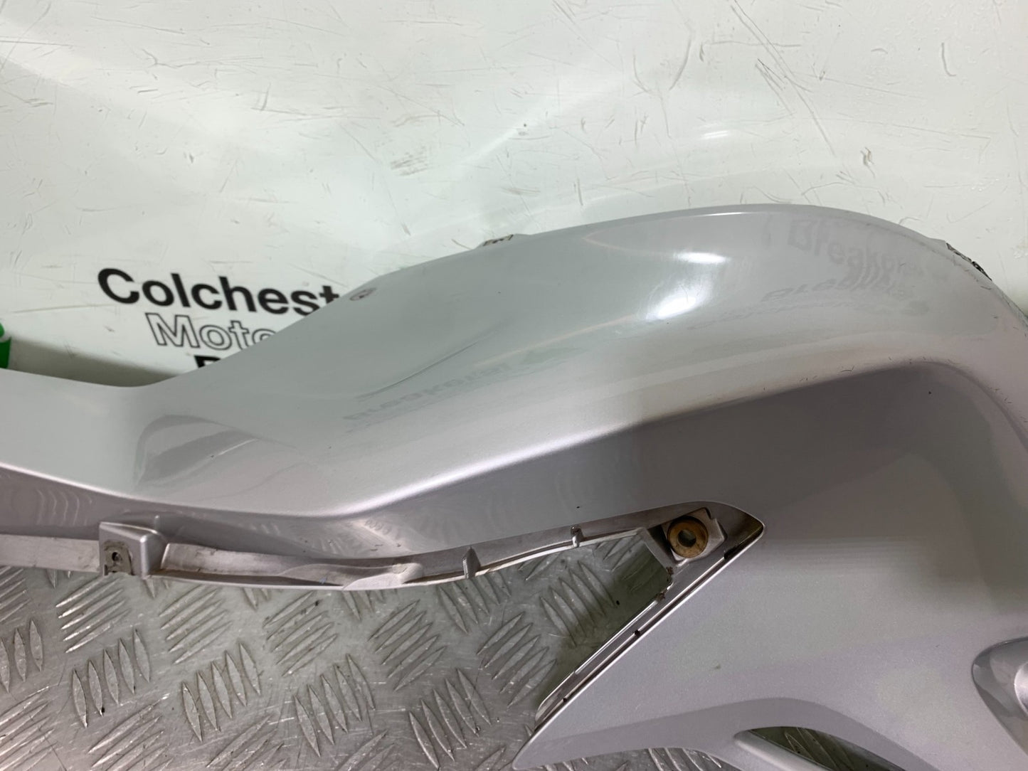 BMW F800 GT LEFT FAIRING PANEL  YEAR 2013-2017 (CMB1248)