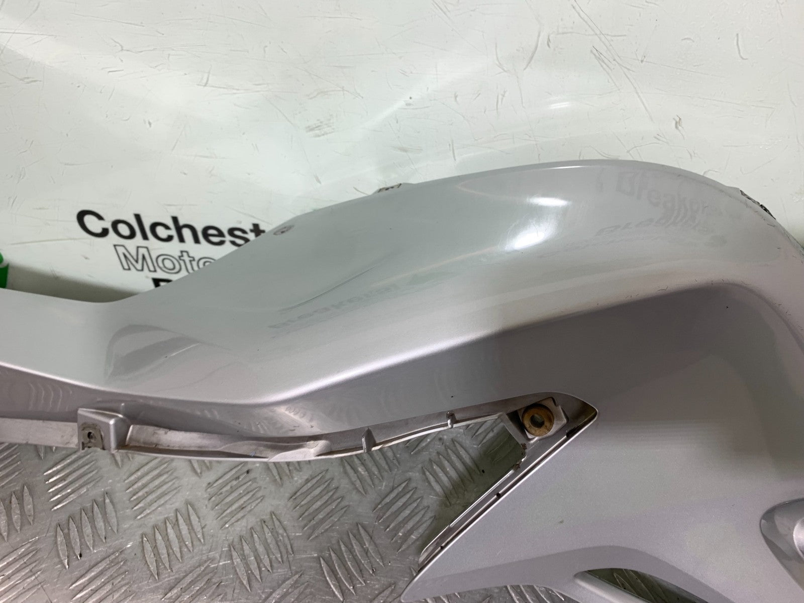 BMW F800 GT LEFT FAIRING PANEL  YEAR 2013-2017 (CMB1248)