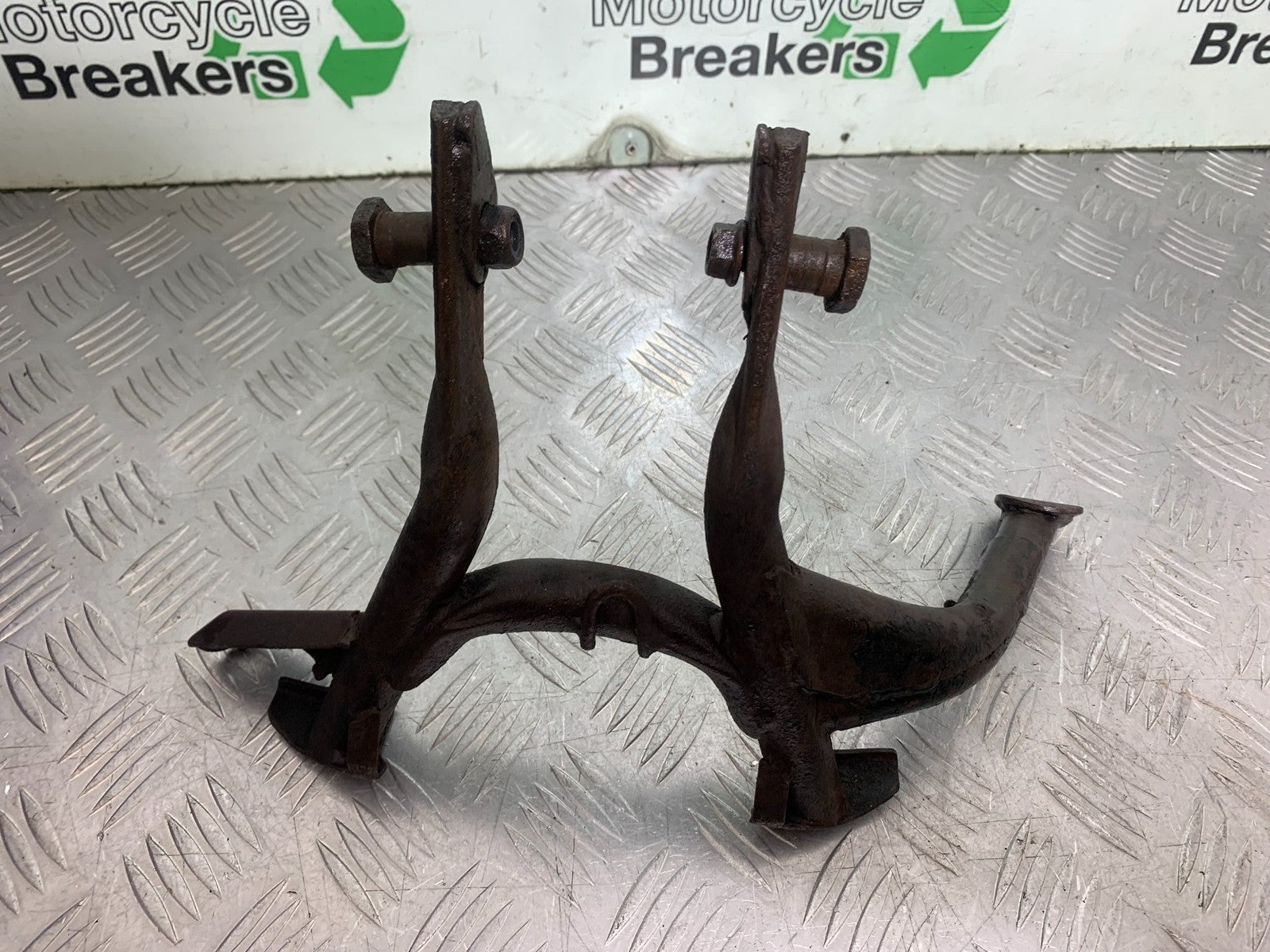 YAMAHA FZS600 FAZER 600 CENTER STAND YEAR 1998-2001 (CMB1267)