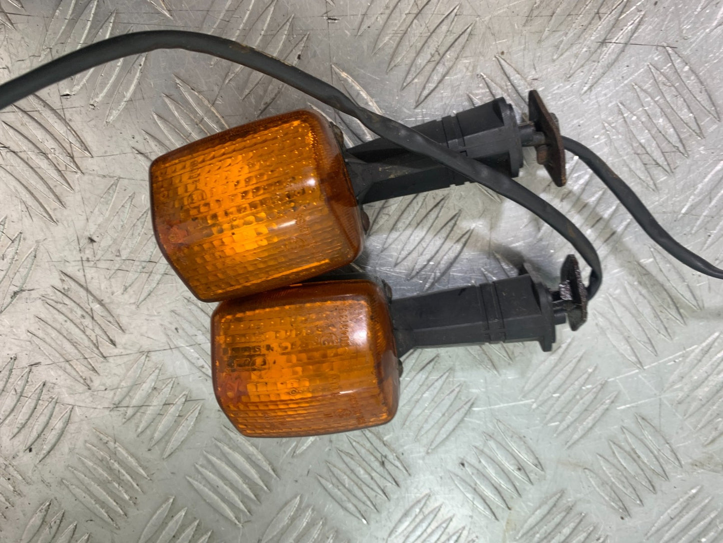 HONDA CG125 CG 125 FRONT INDICATORS  YEAR 1998-2000 (CMB1282)
