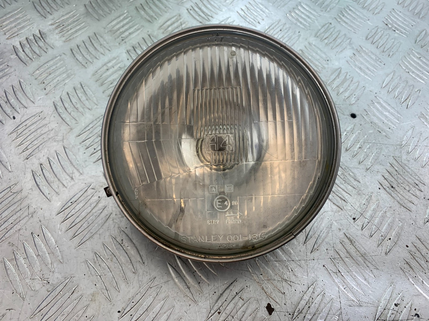 HONDA GL500 GL 500 SILVERWING HEADLIGHT   YEAR 1981-82 (CMB1168)
