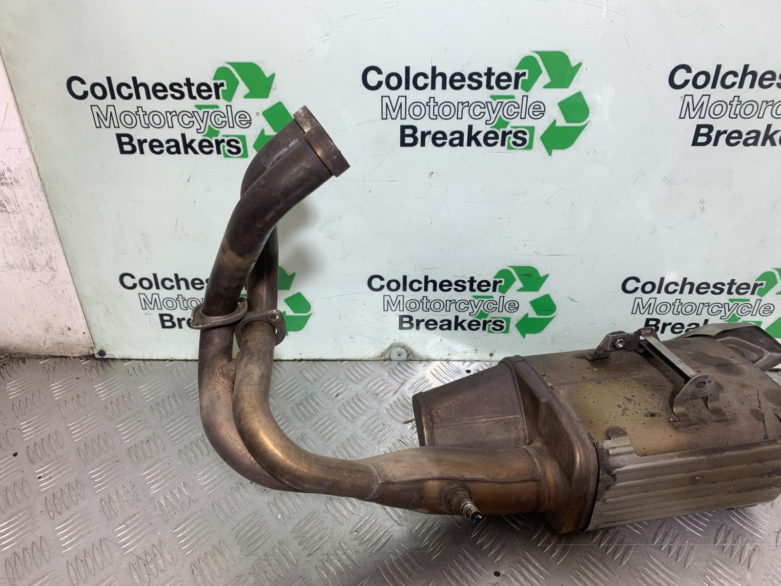 KAWASAKI ER6 N EXHAUST  YEAR 2012-2017 (CMB1324)