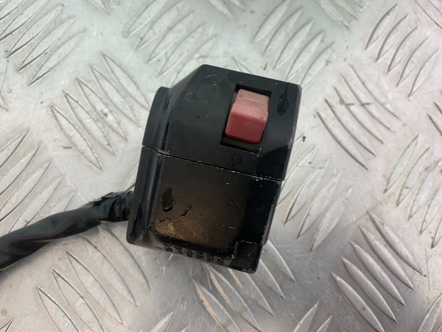 YAMAHA XV535 XV 535 VIRAGO LEFT SWITCH GEAR  YEAR 1994-02 (CMB1044)