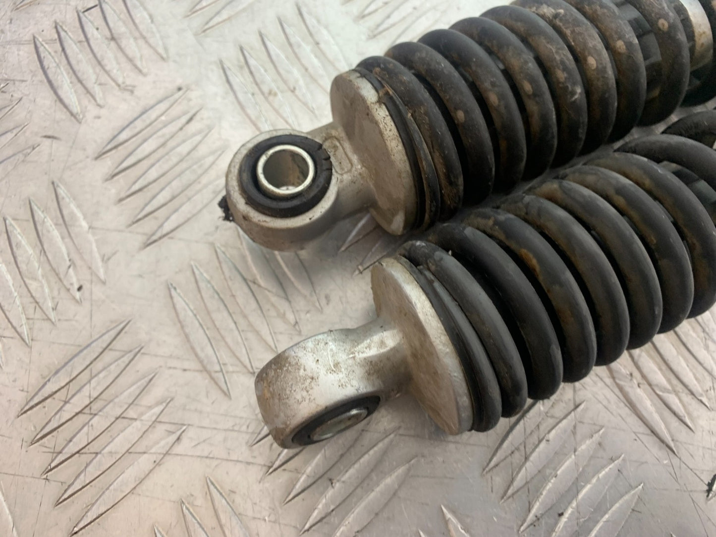 HONDA CBF125 CBF 125 REAR SHOCKS   YEAR 2009-14  (CMB1172)