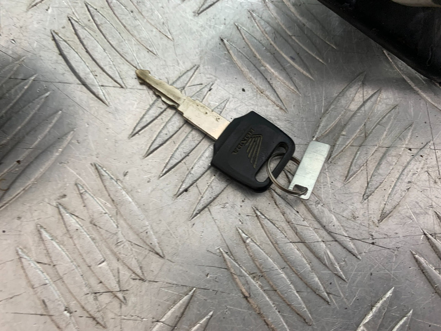 HONDA CBF125 CBF 125 LOCK SET AND KEY  YEAR 2009-14 (CMB1182)