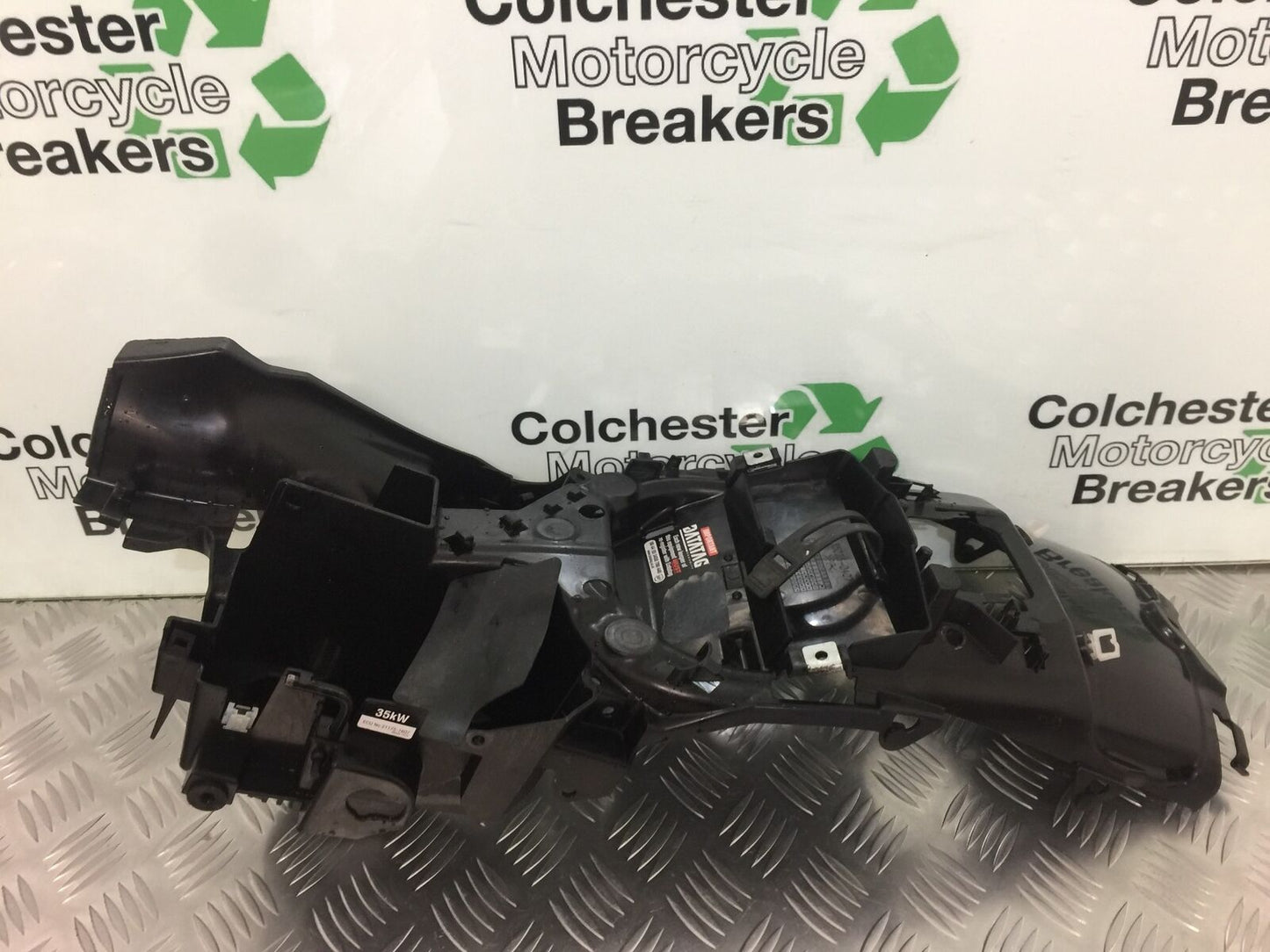 KAWASAKI VN 650 VULCAN UNDERTRAY  YEAR 2017-2021 (STOCK 924)