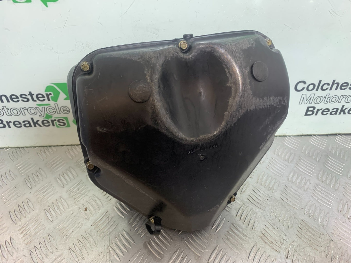 KAWASAKI ZX9R ZX9 E1 AIRBOX   YEAR 2000-01 (CMB1171)