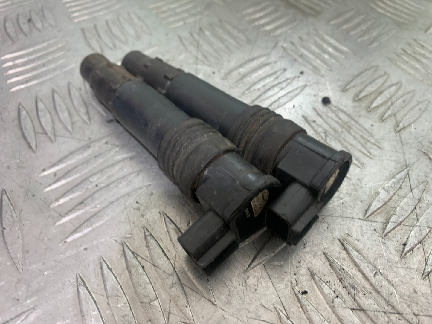 KAWASAKI ZX9R ZX9 E1 2 X COILS   YEAR 2000-01 (CMB1171)