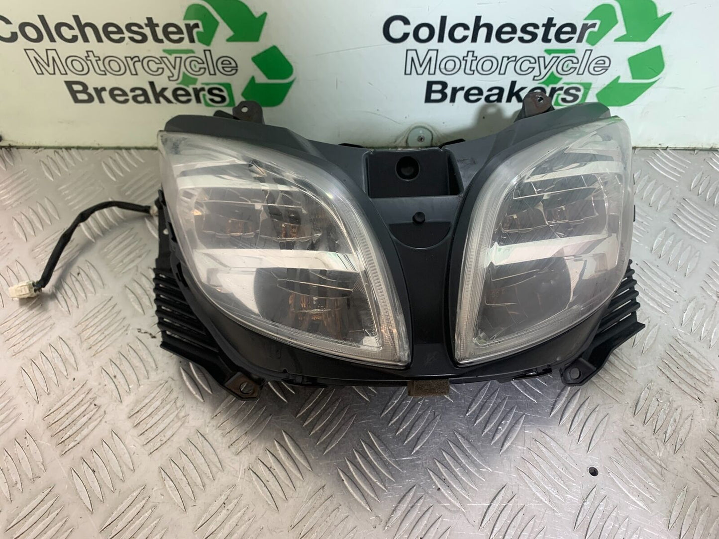 SUZUKI AN400 AN 400 BURGMAN HEADLIGHT  YEAR 2017-2024 (CMB1118)
