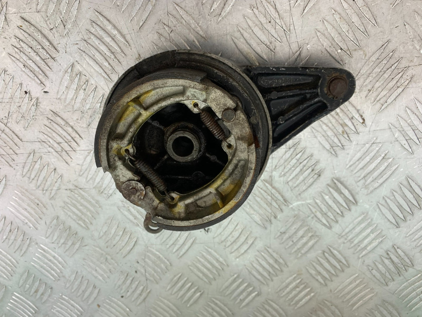 KAWASAKI KLR250 KLR 250 REAR BRAKE HUB YEAR 1984-2001 (CMB1225)