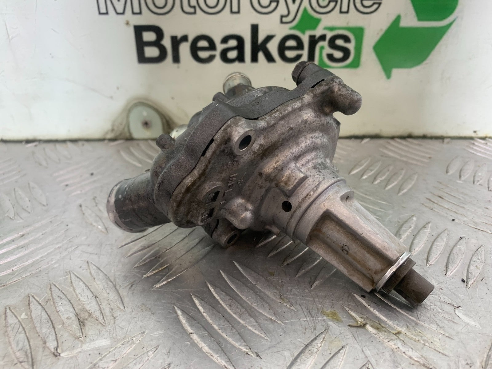 HONDA CBR1000 RR CBR1000RR FIREBLADE WATER PUMP 2008-2011 (CMB1179)