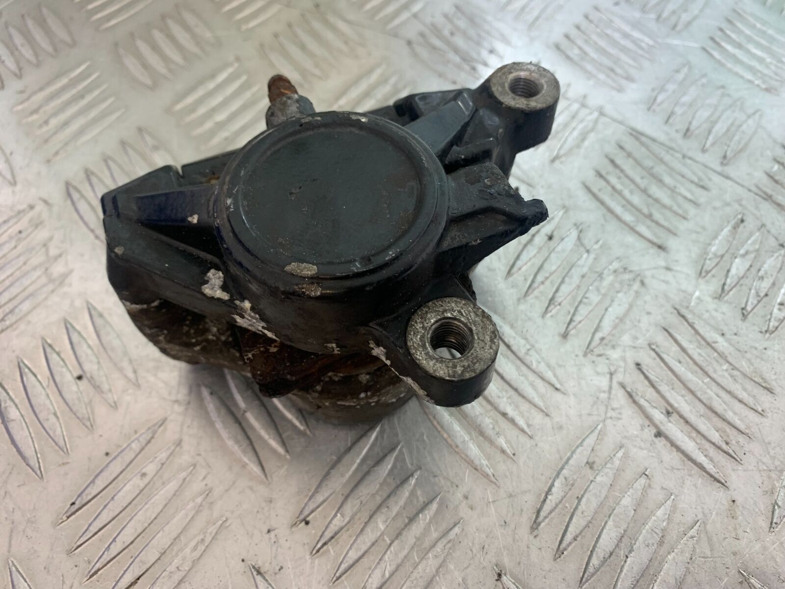 YAMAHA YZF600 YZF 600 THUNDERCAT REAR BRAKE CALIPER  1996-2003 (CMB1134)