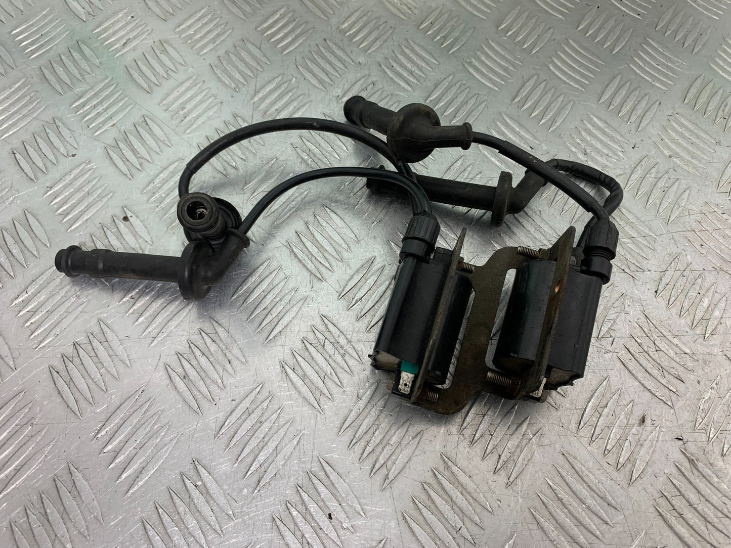 HONDA CB600 CB 600 HORNET COILS AND CAPS  YEAR 1998-2002 (CMB1297)