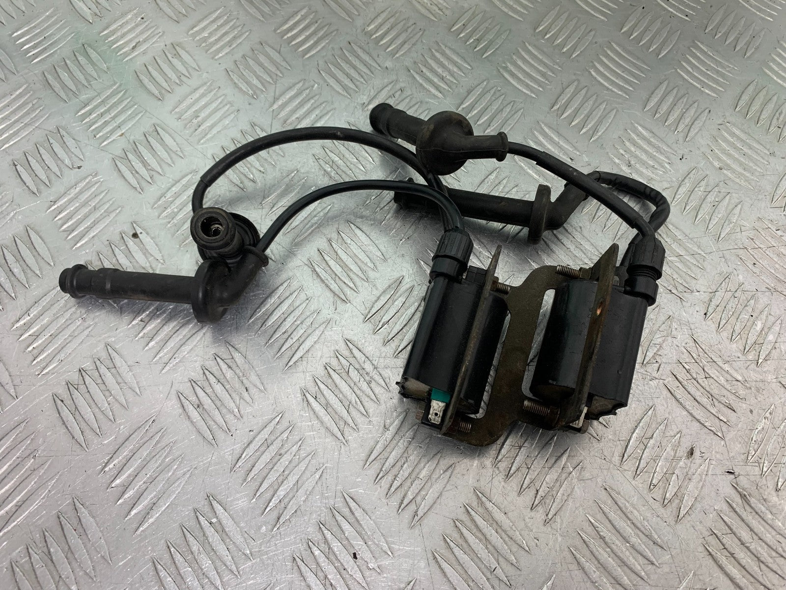 HONDA CB600 CB 600 HORNET COILS AND CAPS  YEAR 1998-2002 (CMB1297)