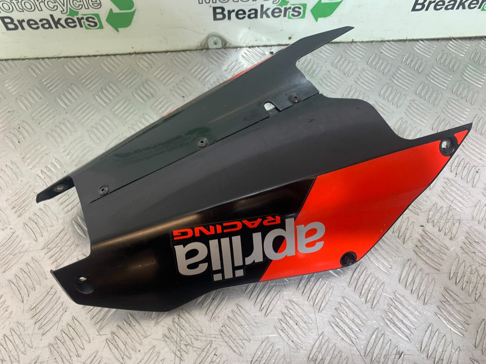 APRILIA RS660 RS 660 BELLYPAN  YEAR 2020-2024 (CMB1202)