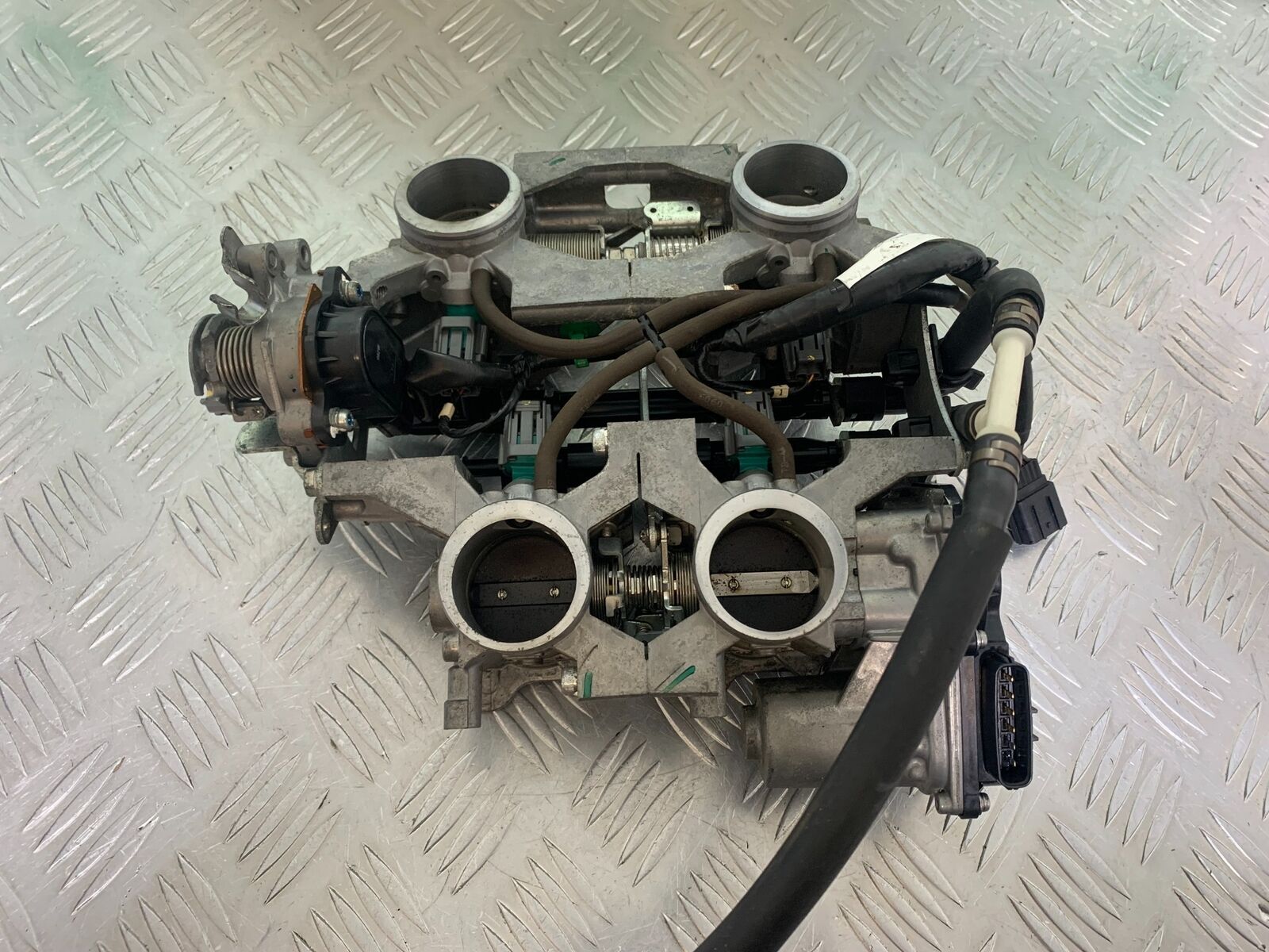 HONDA VFR1200 VFR 1200 FA THROTTLE BODIES  YEAR 2010-11 CMB1088)