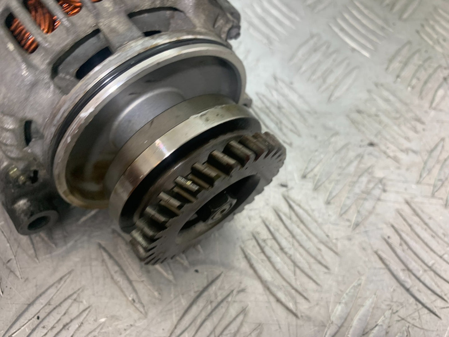 SUZUKI GSX750 INAZUMA ALTERNATOR   YEAR 1998-2003 (CMB1308)