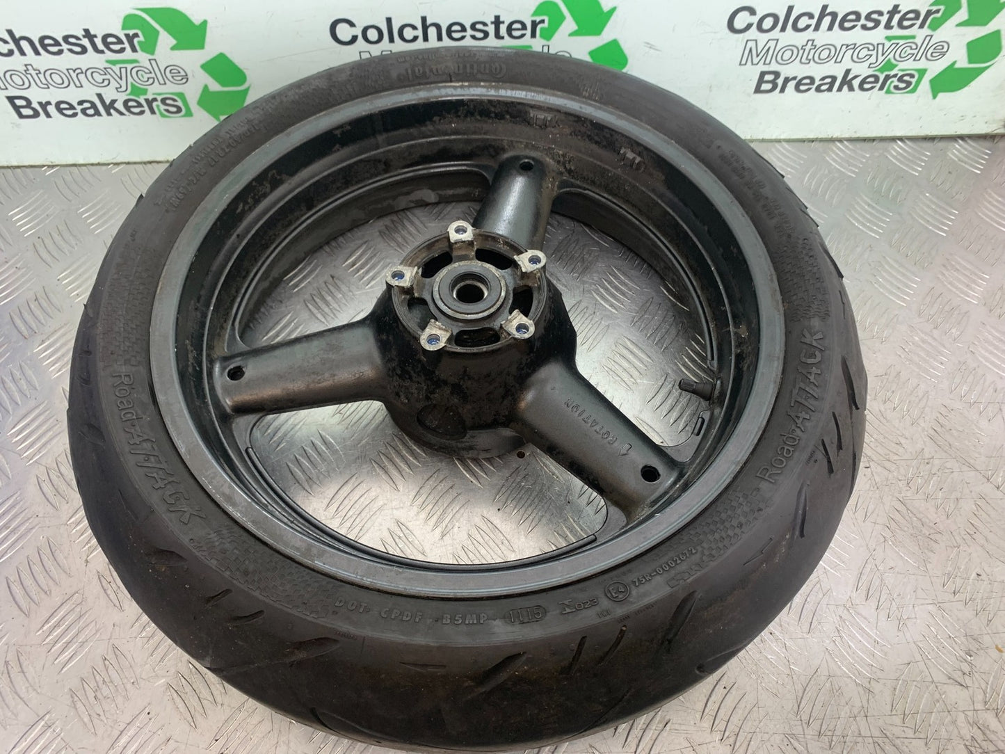 SUZUKI GSF600 GSF 600 BANDIT REAR WHEEL   2000-2004 (CMB1269)