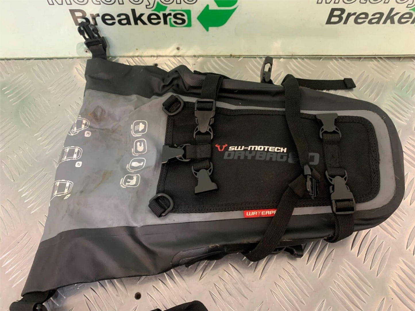 HONDA CRF1000 (DCT) AFRICA TWIN SW-MOTECH SIDE BAGS  YEAR 2019 (STOCK 962)