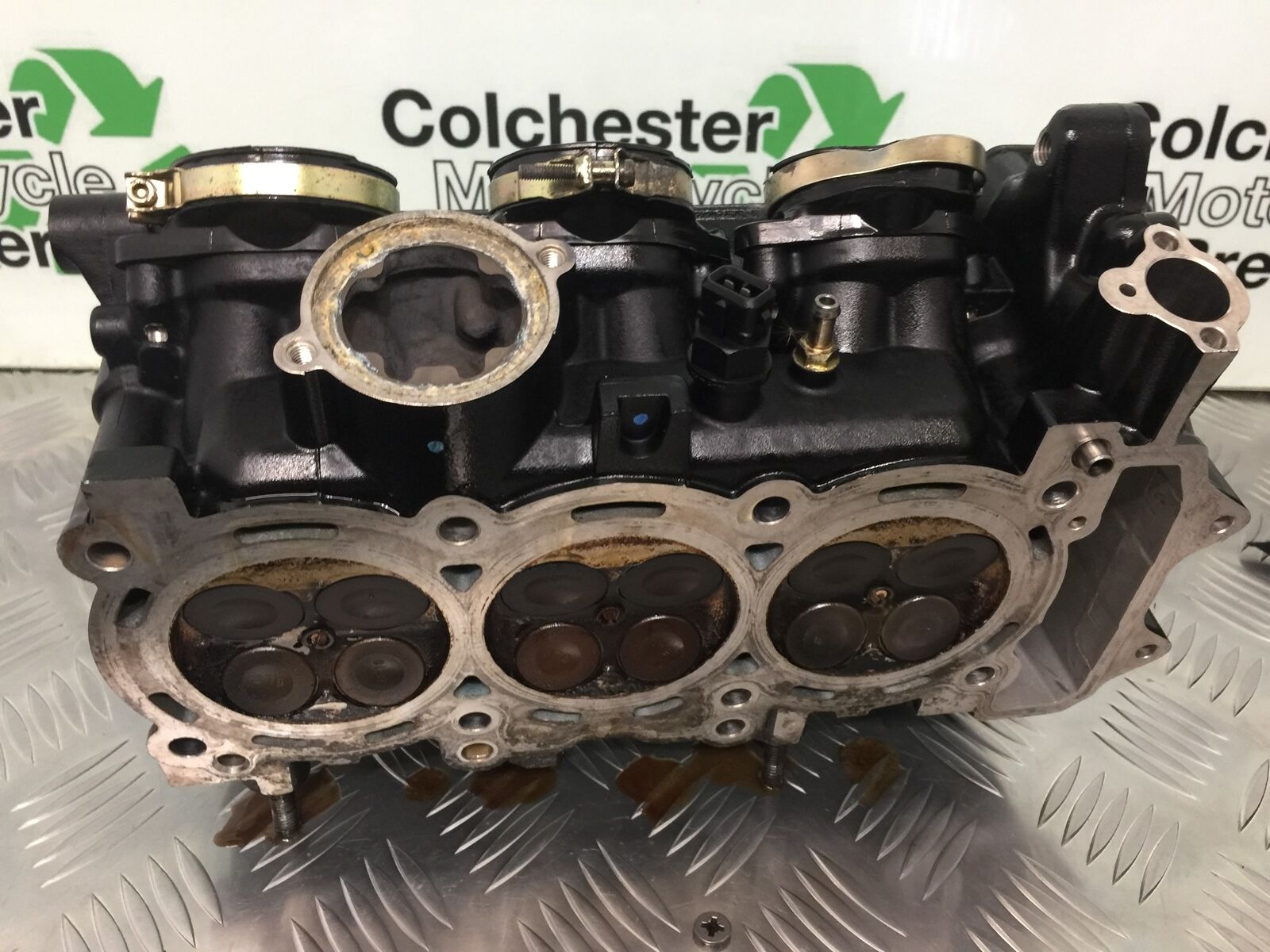 TRIUMPH TIGER 800 XRT CYLINDER HEAD  YEAR 2015-2017  (STOCK 920)