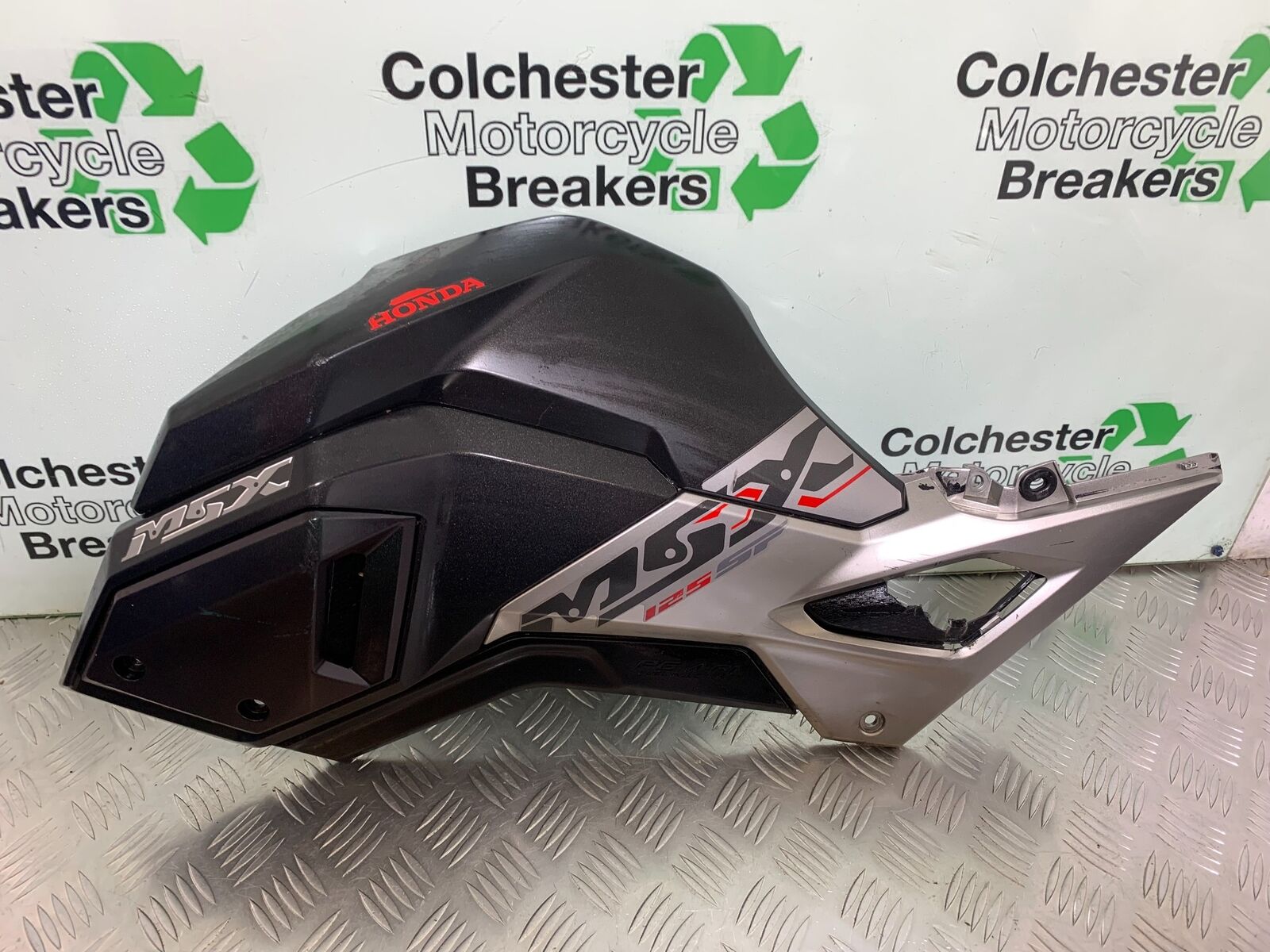 HONDA MSX125 GROM LEFT FAIRING PANEL YEAR 2016-2020  (CMB1009)