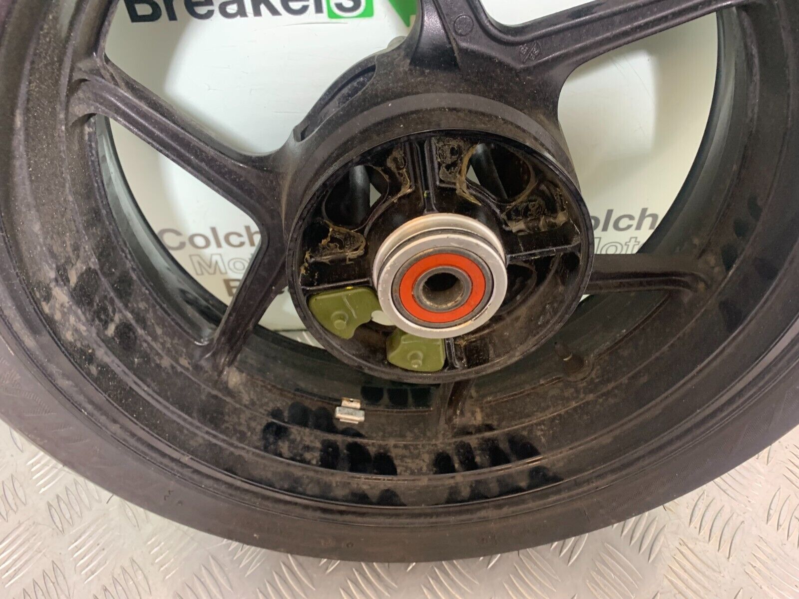 KAWASAKI Z1000 SX REAR WHEEL   YEAR 2011-13 (STOCK 911)