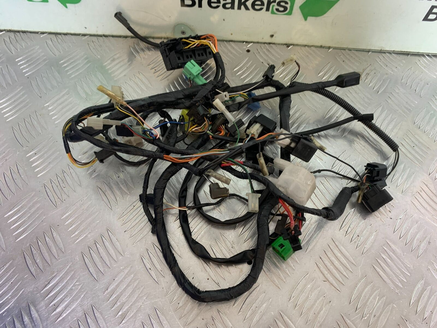 SUZUKI RF900 RF 900 WIRING LOOM YEAR 1994-1999 (CMB1020)