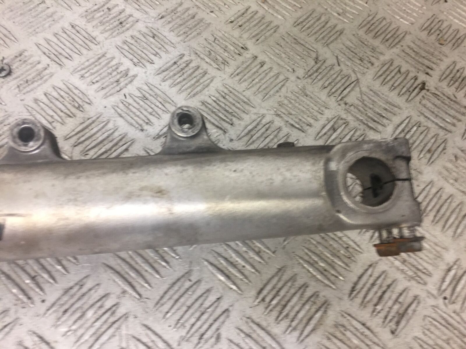HONDA HONDA CBR400 RR LEFT FORK  YEAR 1990-95(STOCK 624)