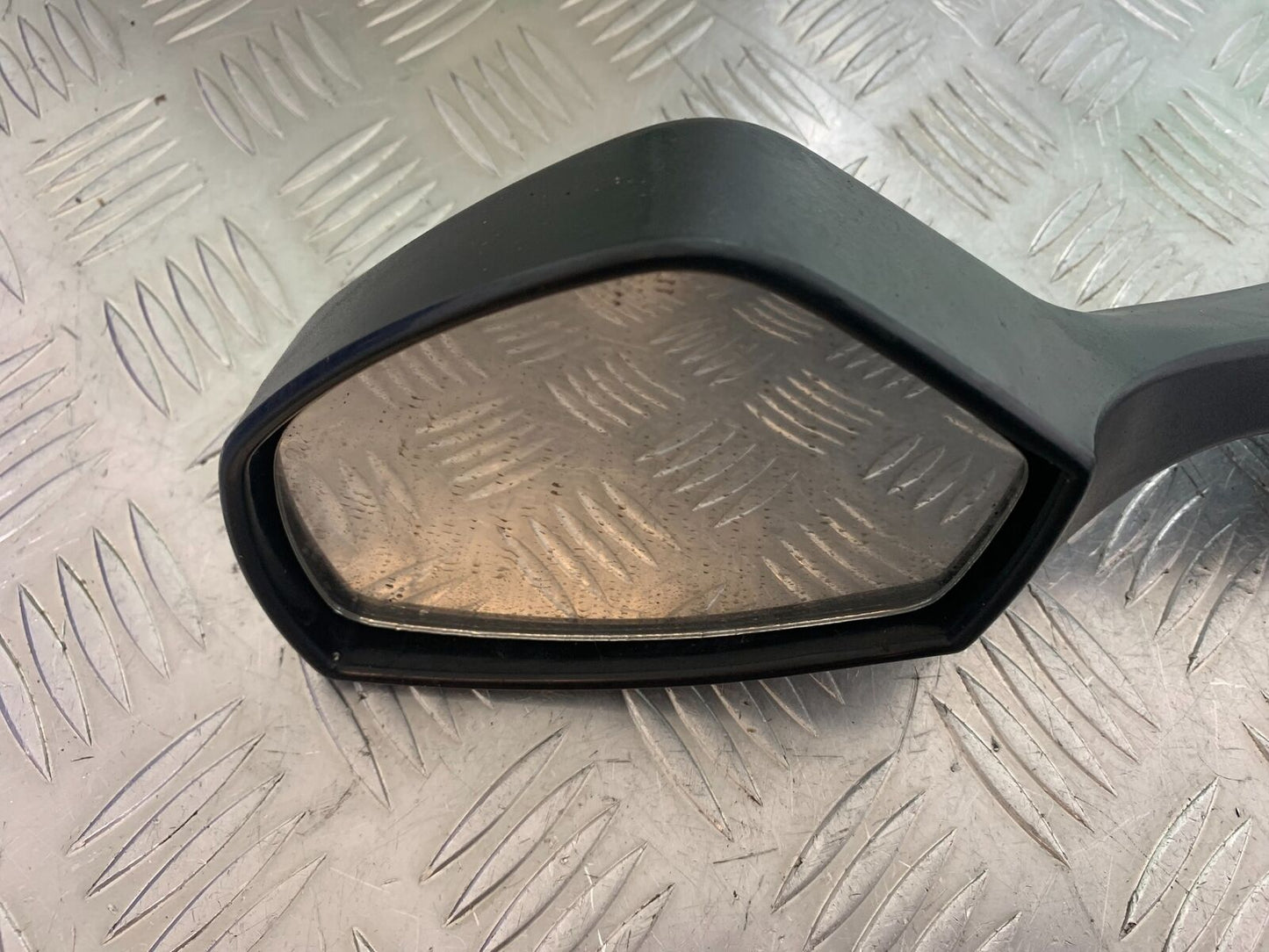 TRIUMPH 1050 SPRINT ST LEFT MIRROR YEAR 2004-2007 (CMB1089)