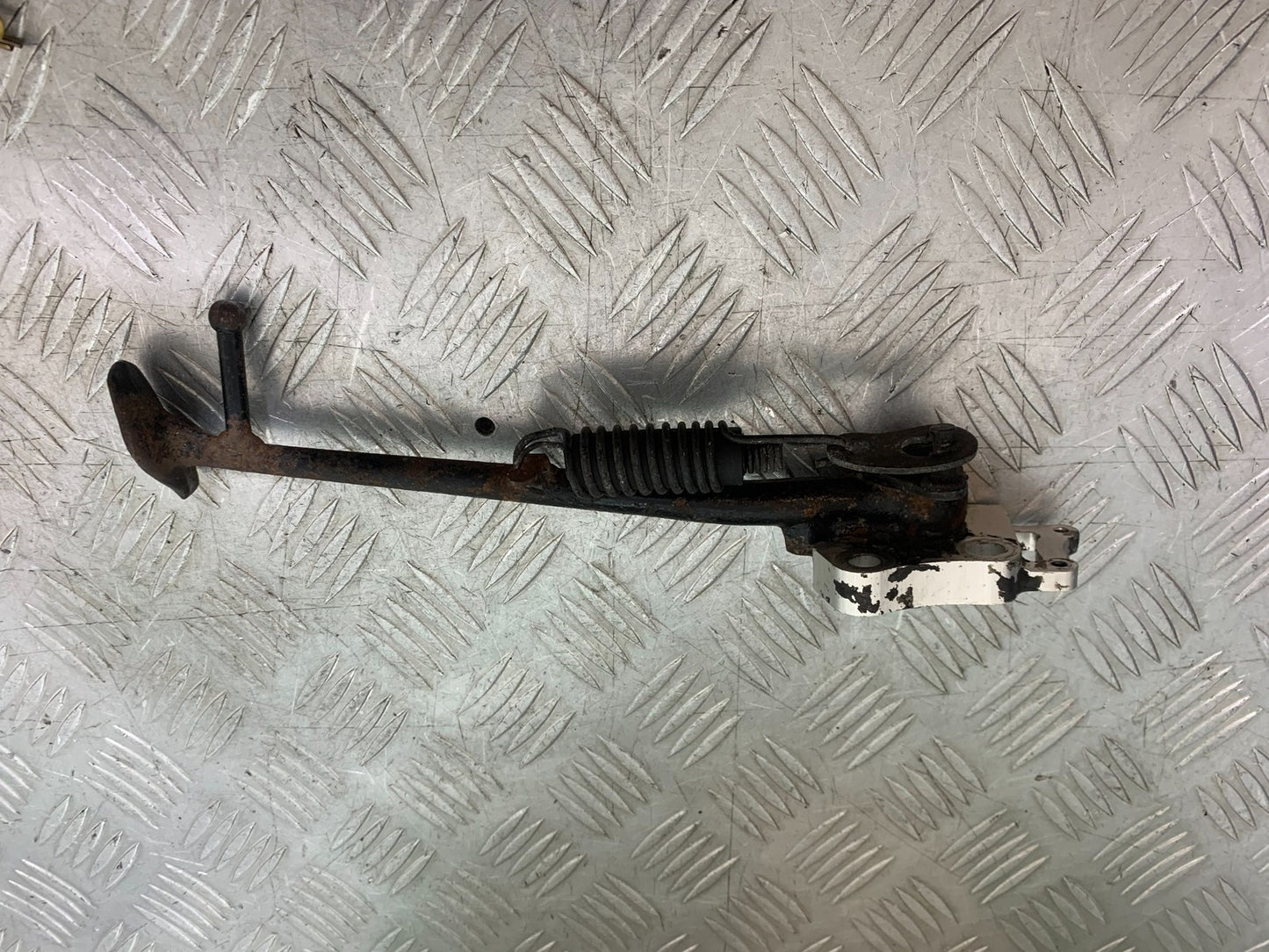 YAMAHA YZF R1 4XV SIDE STAND AND BRACKET YEAR 1998-99 (CMB1291)