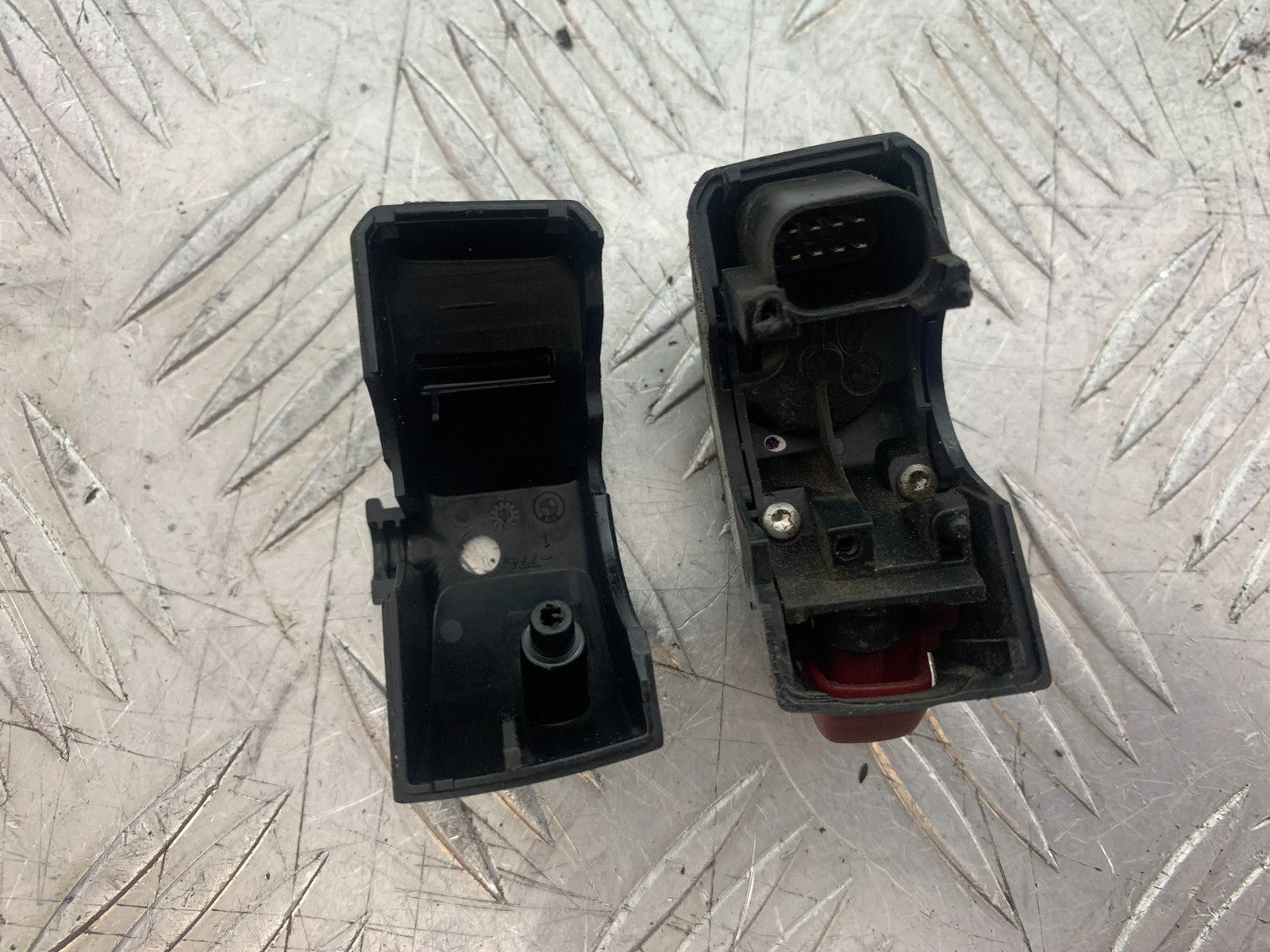 BMW K1300 S K 1300 S RIGHT SWITCH GEAR  YEAR 2009-16 (CMB1216)