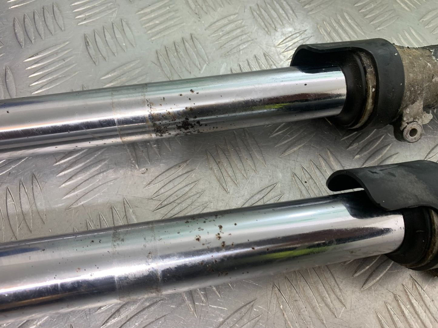 HONDA NT650 V DEAUVILLE FORKS  YEAR 1999 (CMB1268)