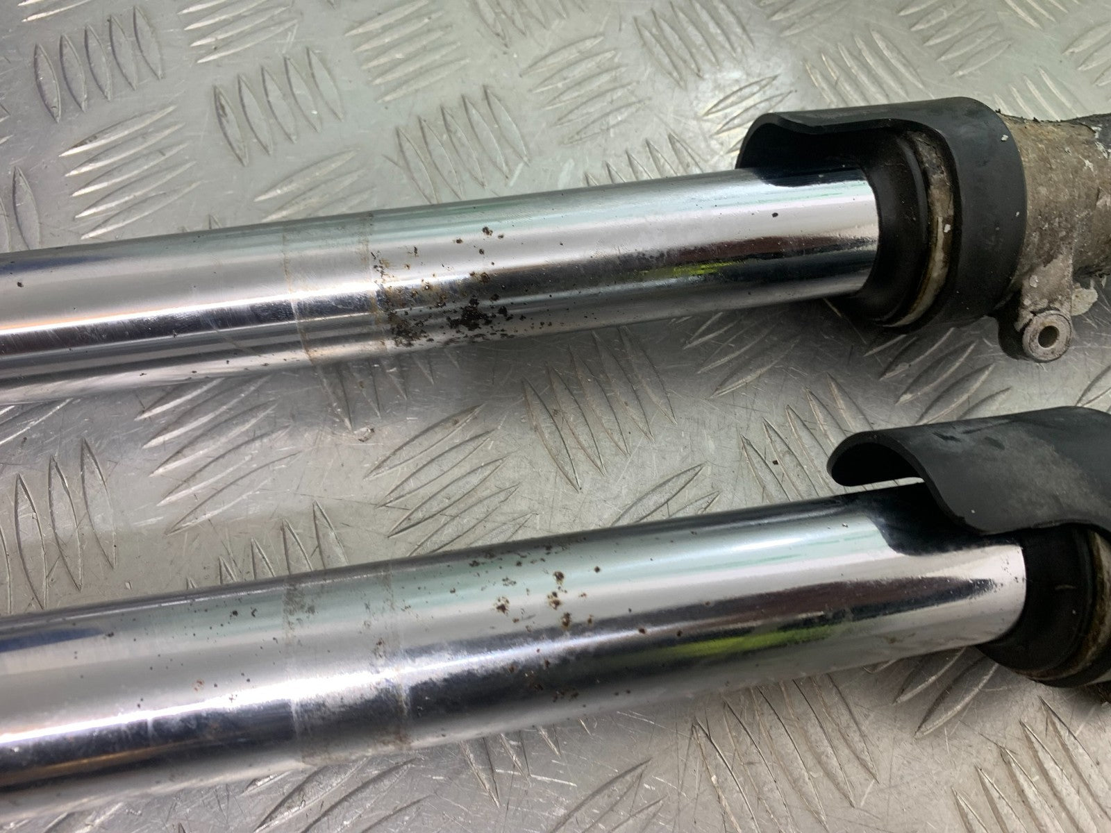 HONDA NT650 V DEAUVILLE FORKS  YEAR 1999 (CMB1268)