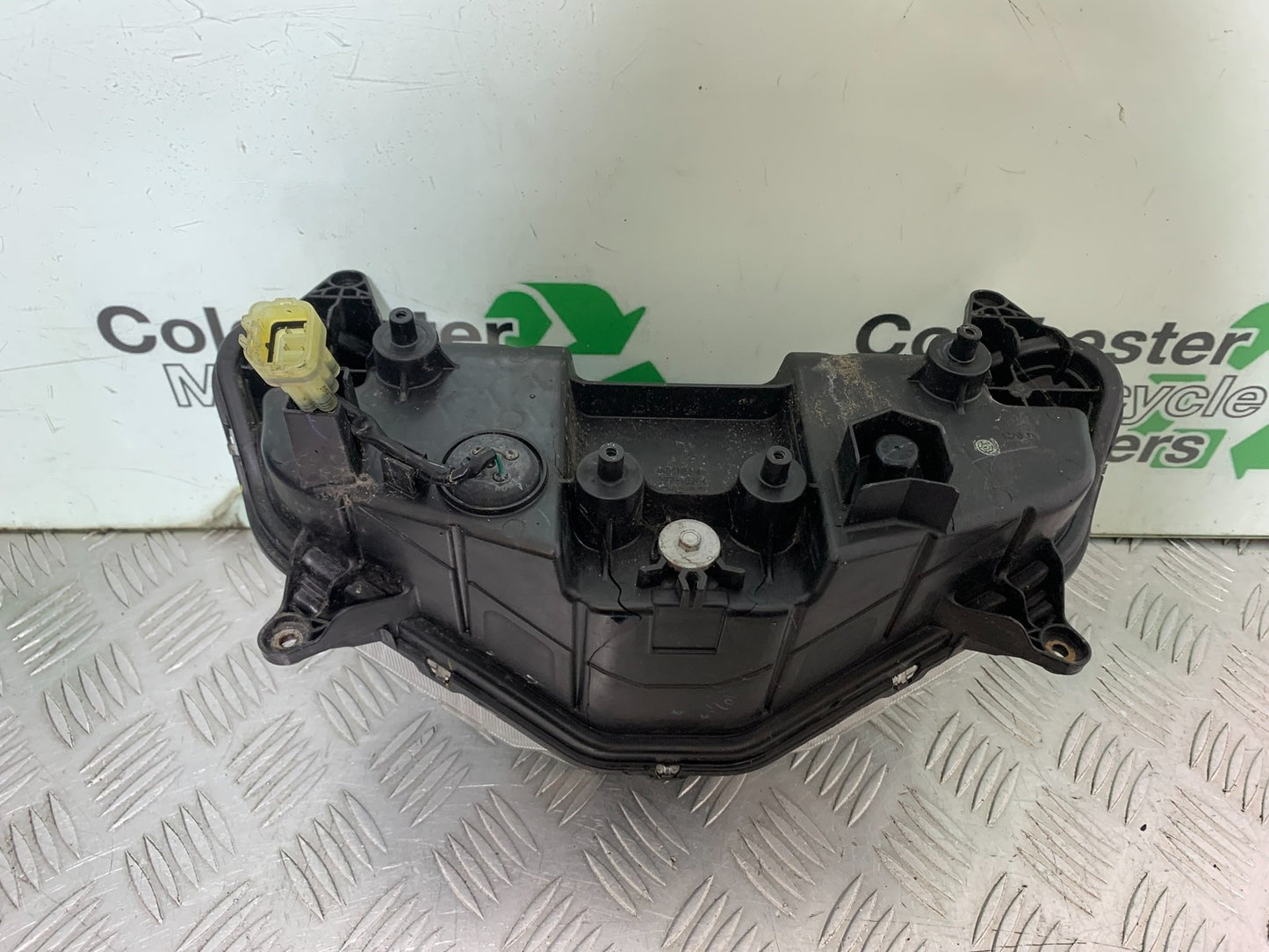 YAMAHA YZF-R125 YZF 125 HEADLIGHT  YEAR 2019-2022 (CMB1263)