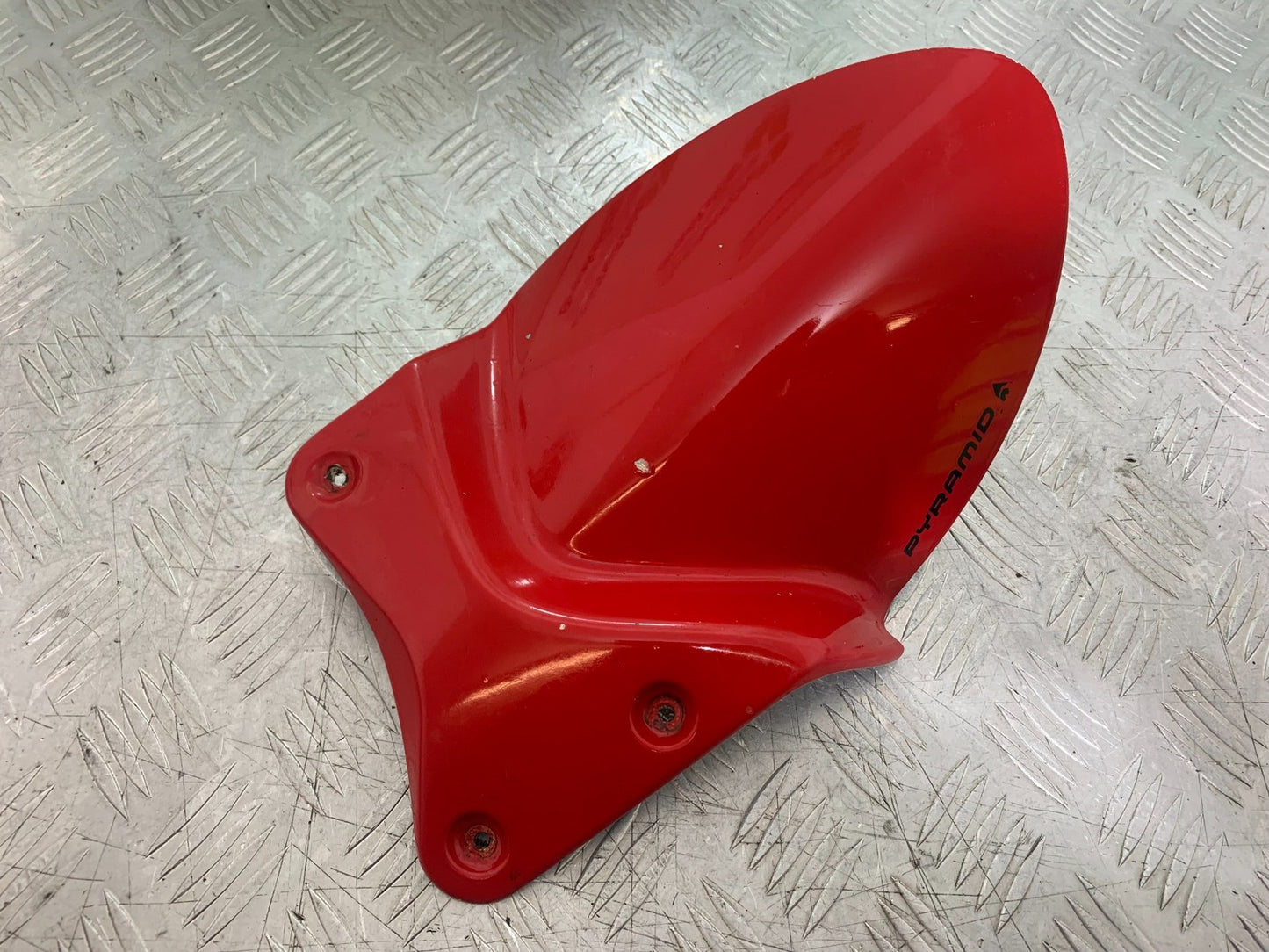 TRIUMPH 675 STREET TRIPLE R REAR HUGGER  YEAR 2013 - 2016 (CMB1221)