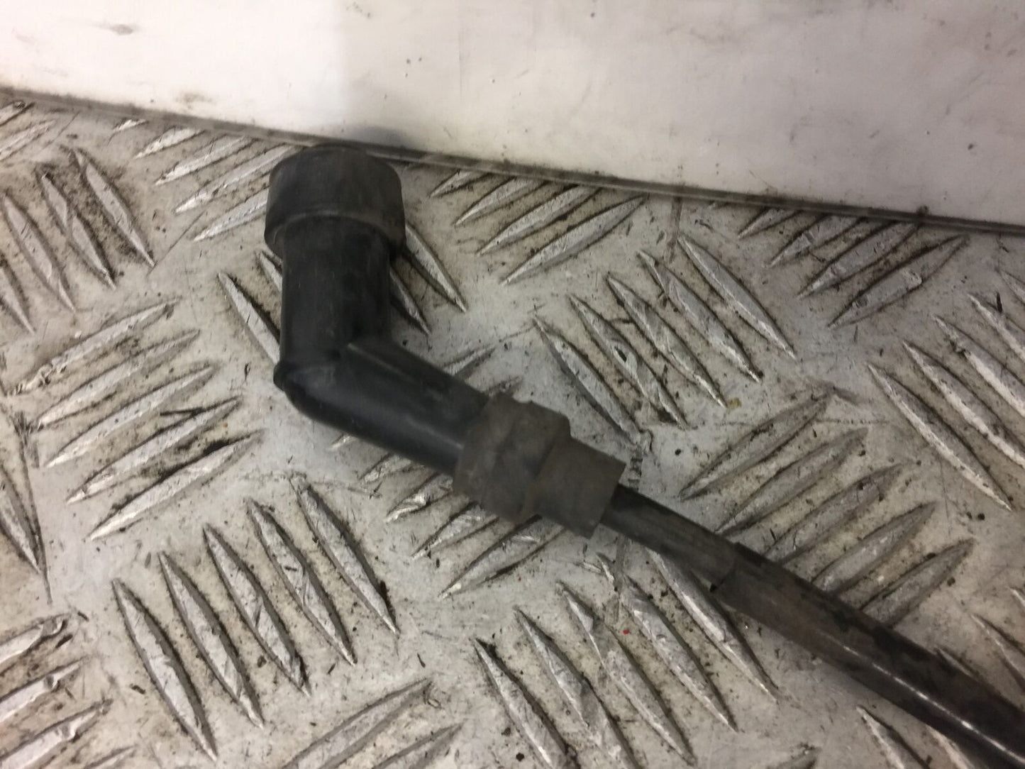 HONDA CBR125 CBR 125 COIL AND CAP   YEAR 2011-2017 (STOCK 334)