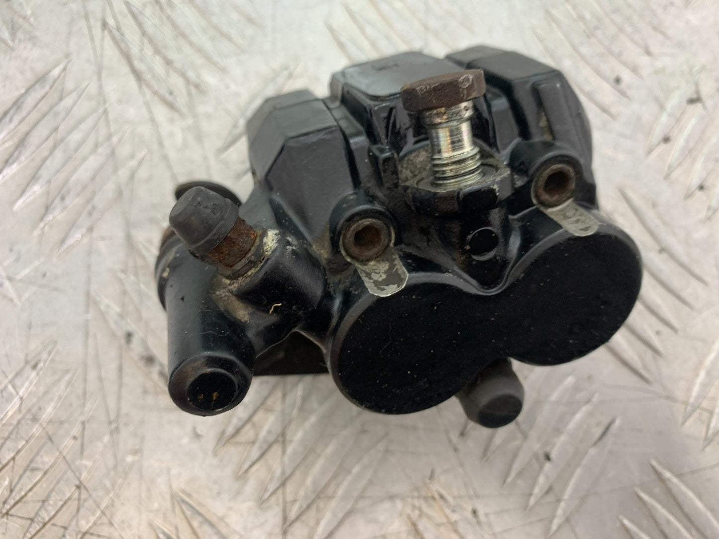 TRIUMPH 955i SPRINT ST REAR BRAKE CALIPER YEAR 1999-04 (CMB1230)
