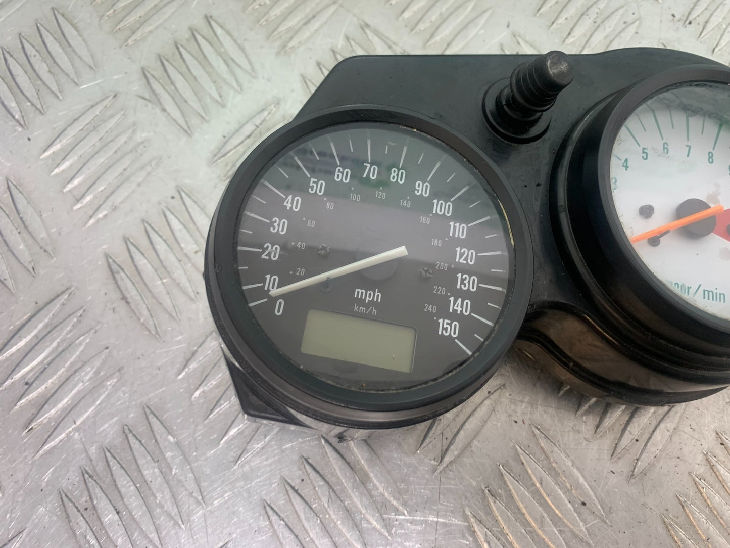 SUZUKI SV650 SV 650 mk1 CLOCKS SPEEDO DASH  YEAR 1999-2002 (CMB1160)