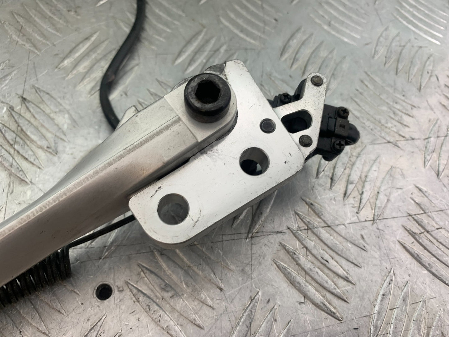 TRIUMPH 675 STREET TRIPLE R SIDE STAND YEAR 2013 - 2016 (CMB1221)