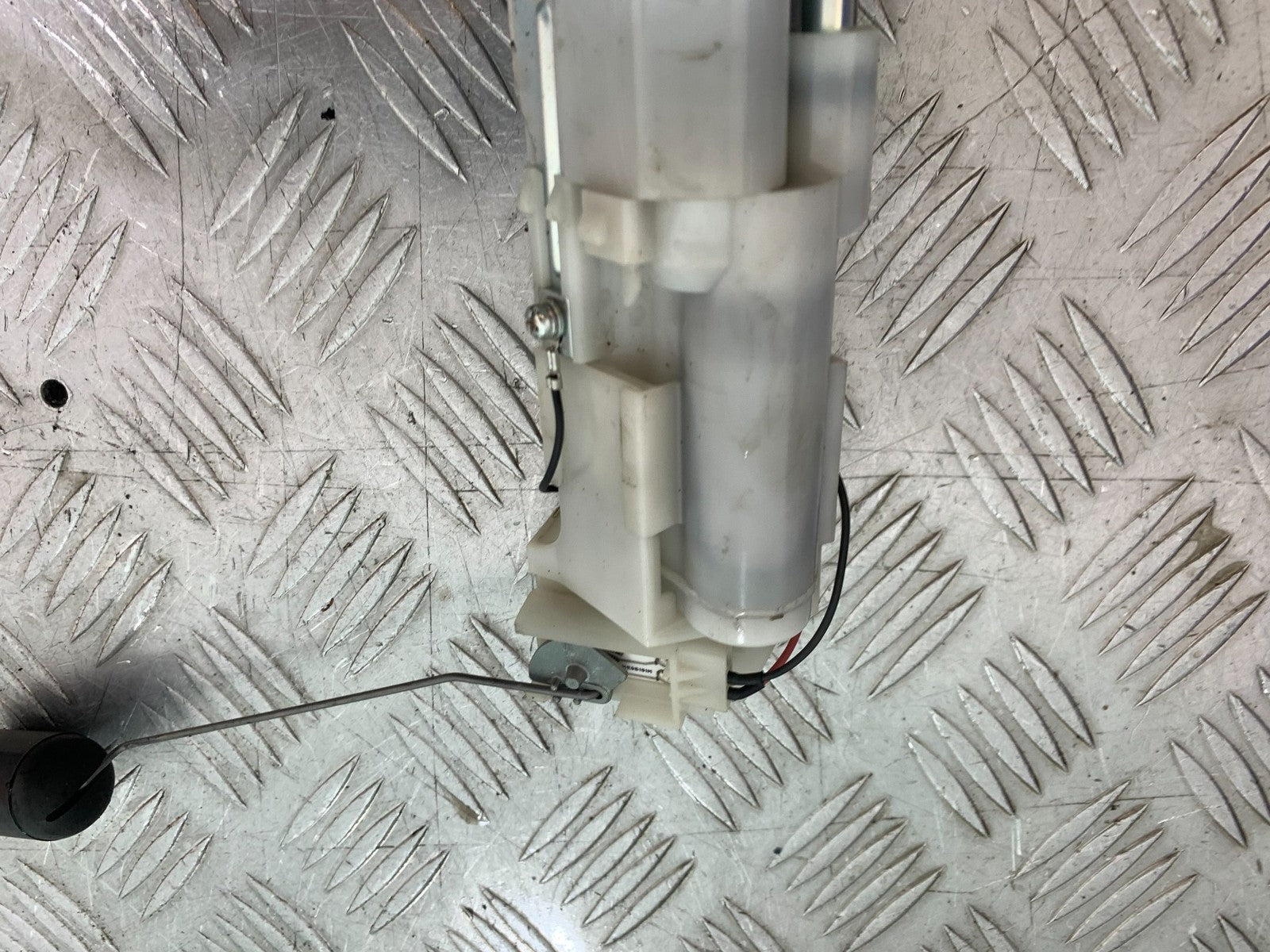 KAWASAKI NINJA 400 EX 400 PETROL PUMP  YEAR 2018-2022 (CMB1278)