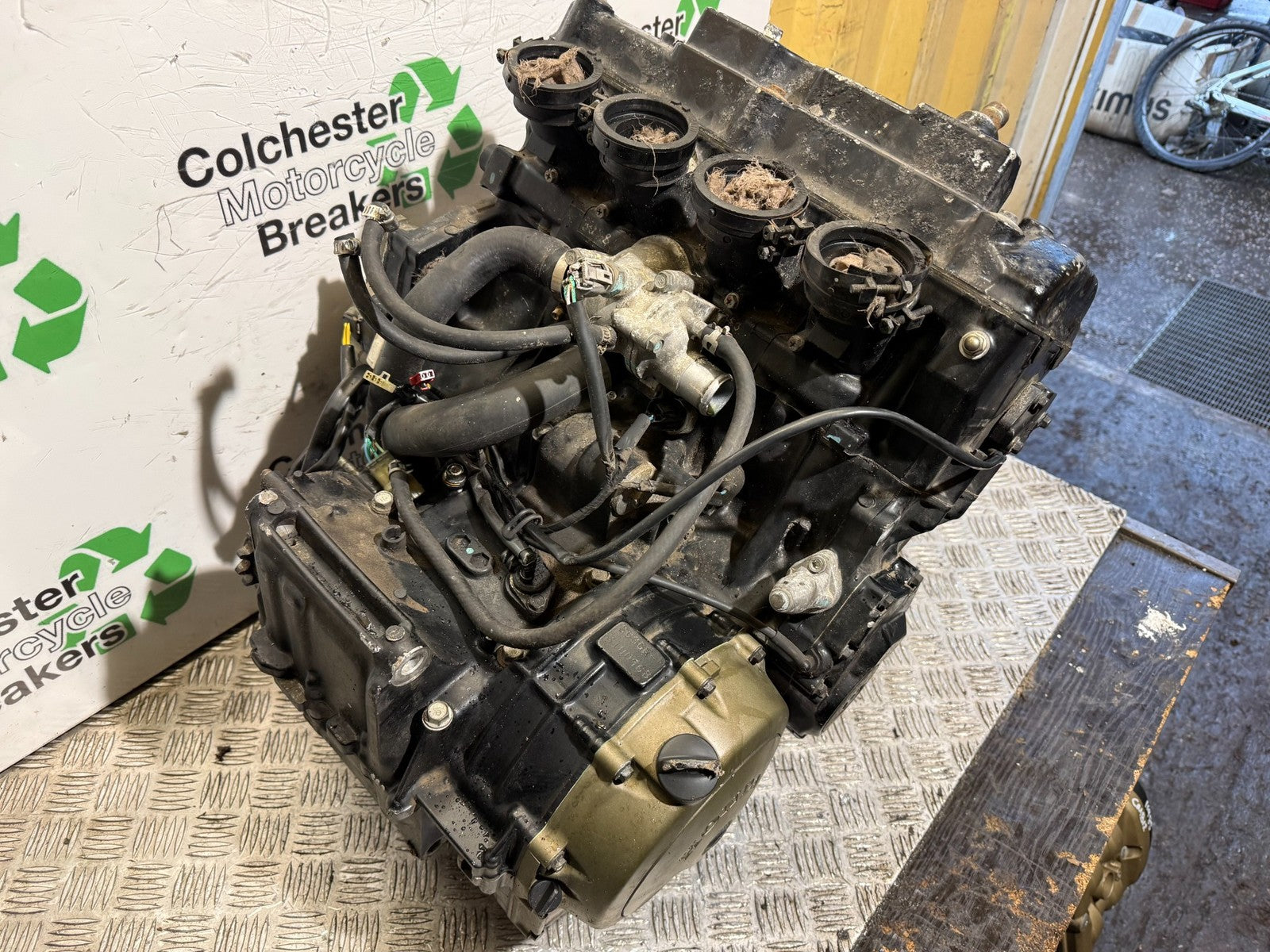 HONDA CBR1100 BLACKBIRD ENGINE YEAR 1999-2005 (CMB1232)