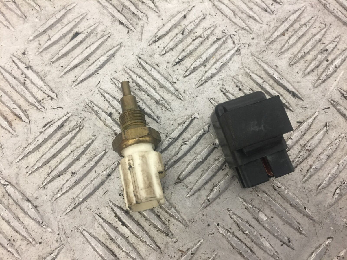 SUZUKI GSXR 750 L1 RELAYS  YEAR 2012-2015 (STOCK 632)