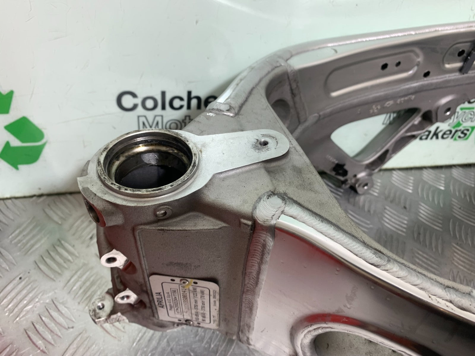 APRILIA TUONO 1000 V4R FRAME REG LOG BOOK YEAR 2011-13  (CMB1331)