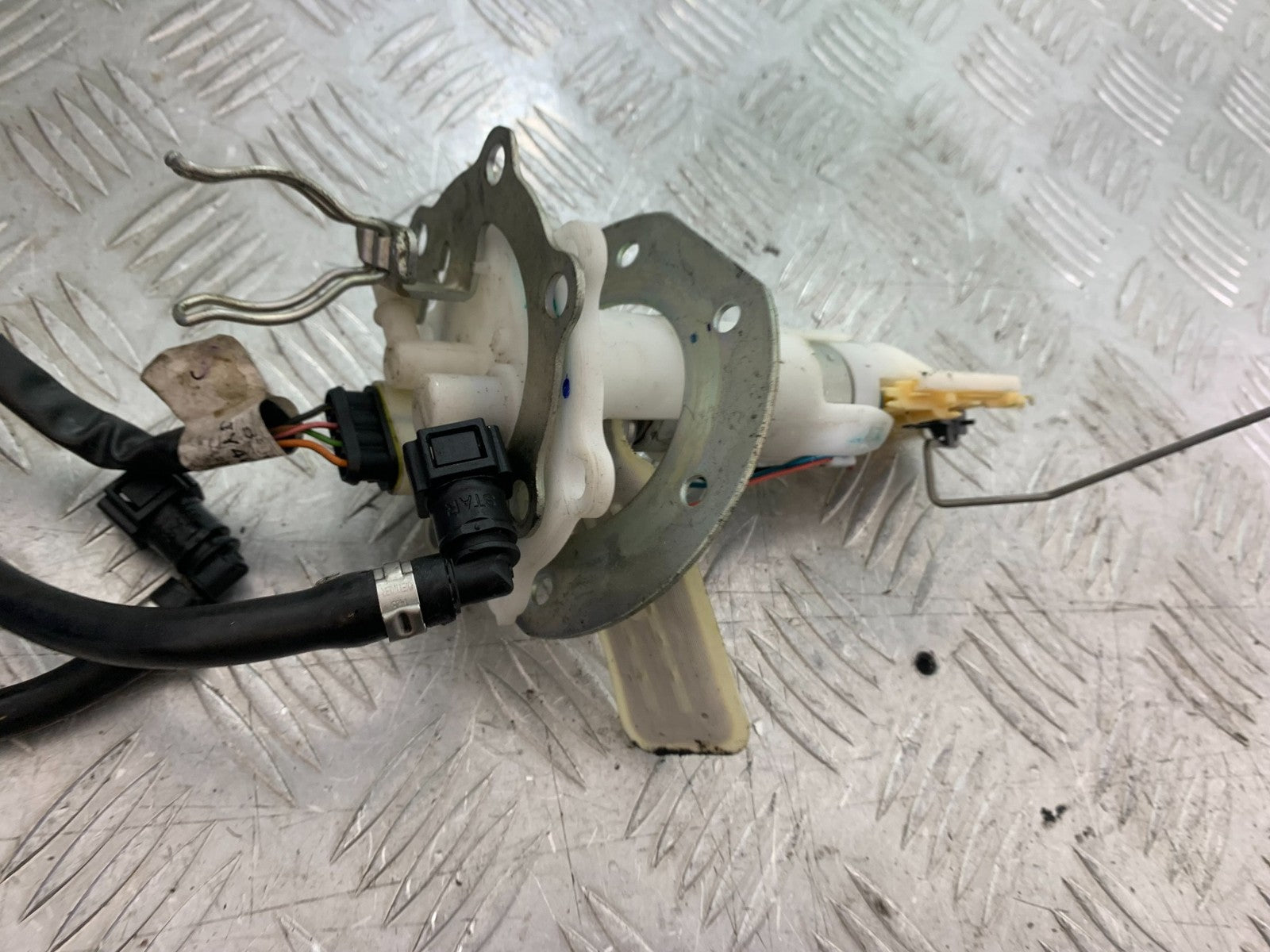 KTM 390 ADVENTURE PETROL PUMP  YEAR 2020-24 (CMB1240)