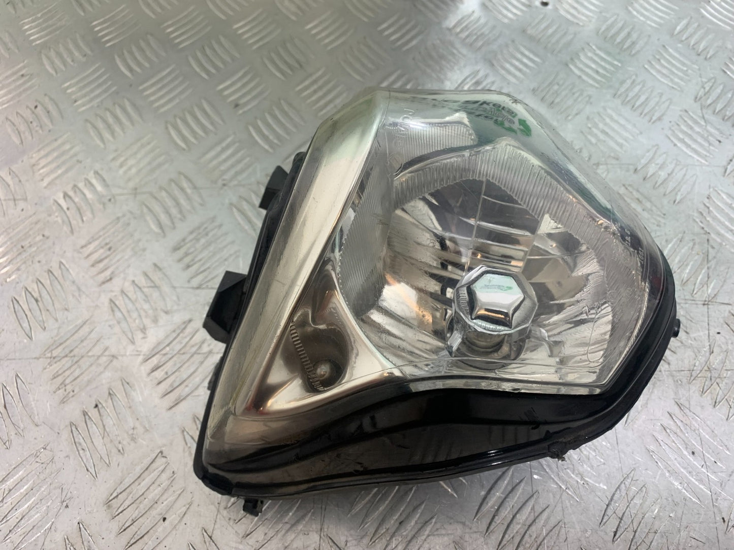 SUZUKI GW250 GW 250 INAZUMA HEADLIGHT  YEAR 2013-2018  (CMB1205)